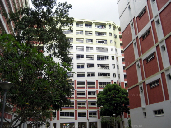 Blk 210 Pasir Ris Street 21 (Pasir Ris), HDB Executive #125712